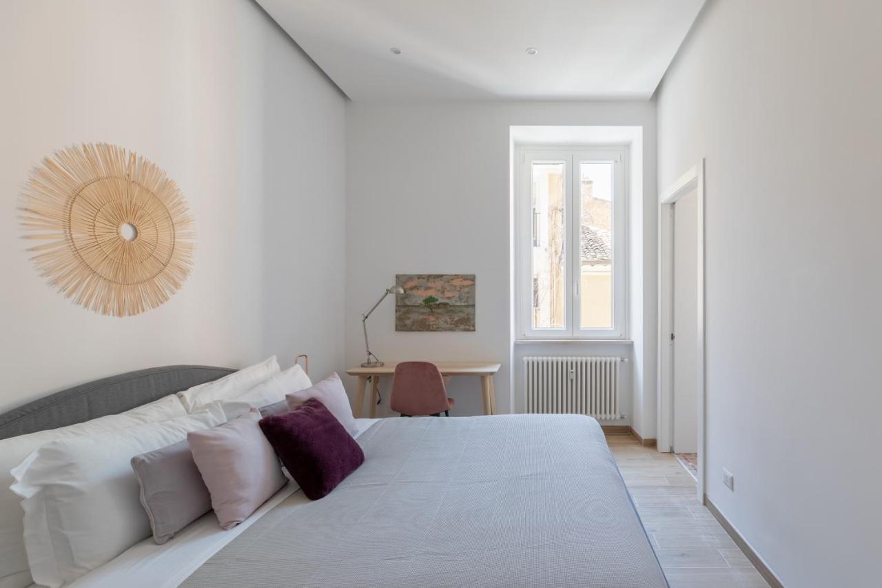 Iflat Colorful And Bright Apartament In Monti Rom Exterior foto